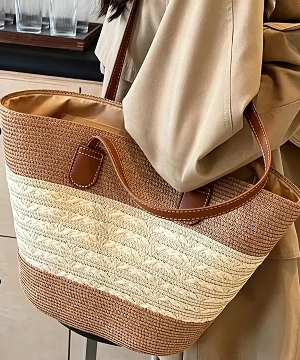 Spacious Zippered Five-Strand Straw Beach Tote Shoulder Bag for Women - Image 5